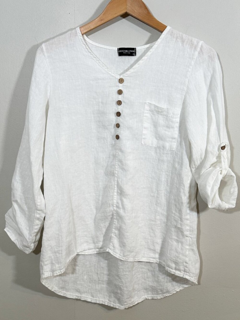 EUC 100% Linen Terzo Millennio Blouse Women's Small White Roll Tab Sleeve Beachy - Picture 3 of 10